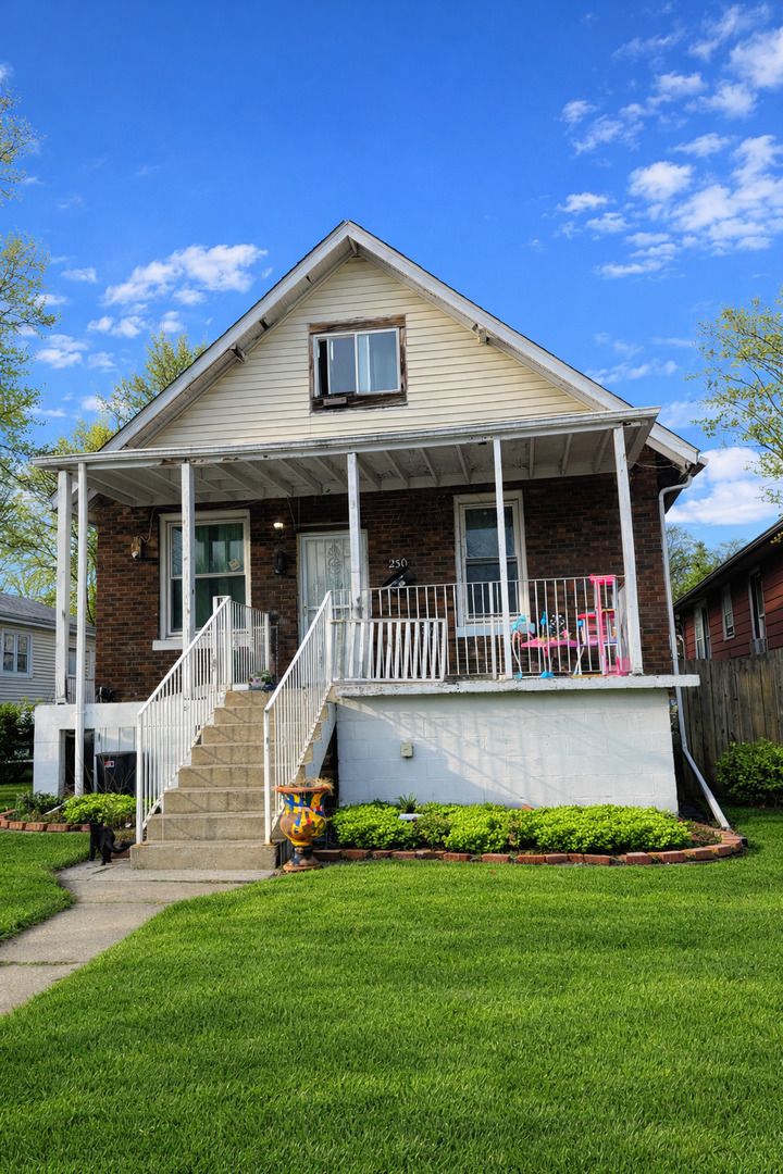 230 153rd Place — Calumet City, IL 60409