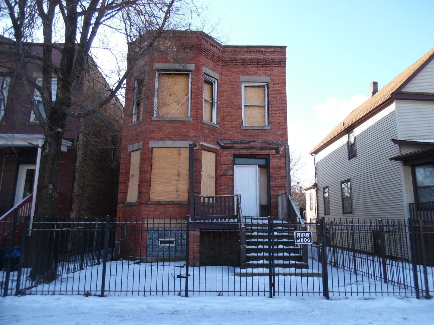 5027 W Huron Street — Chicago, IL 60644