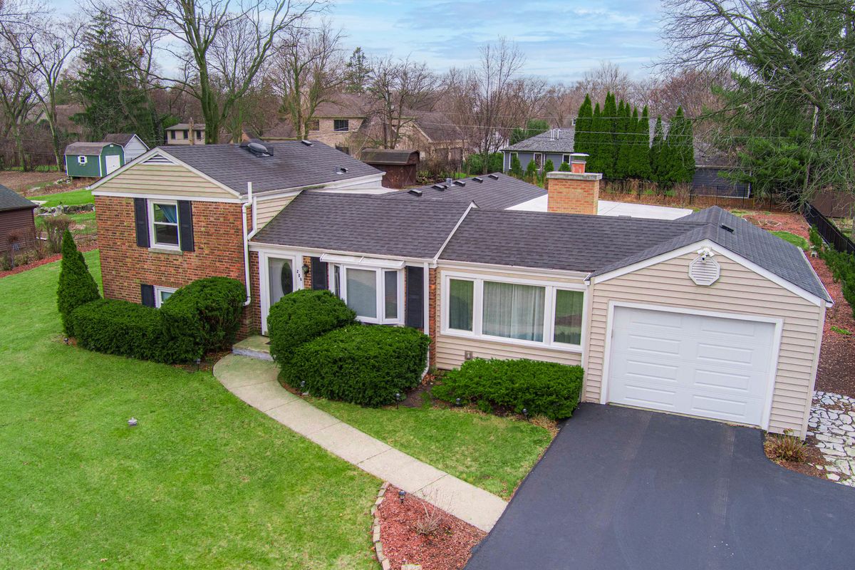 206 Elm Street, Prospect Heights, IL 60070