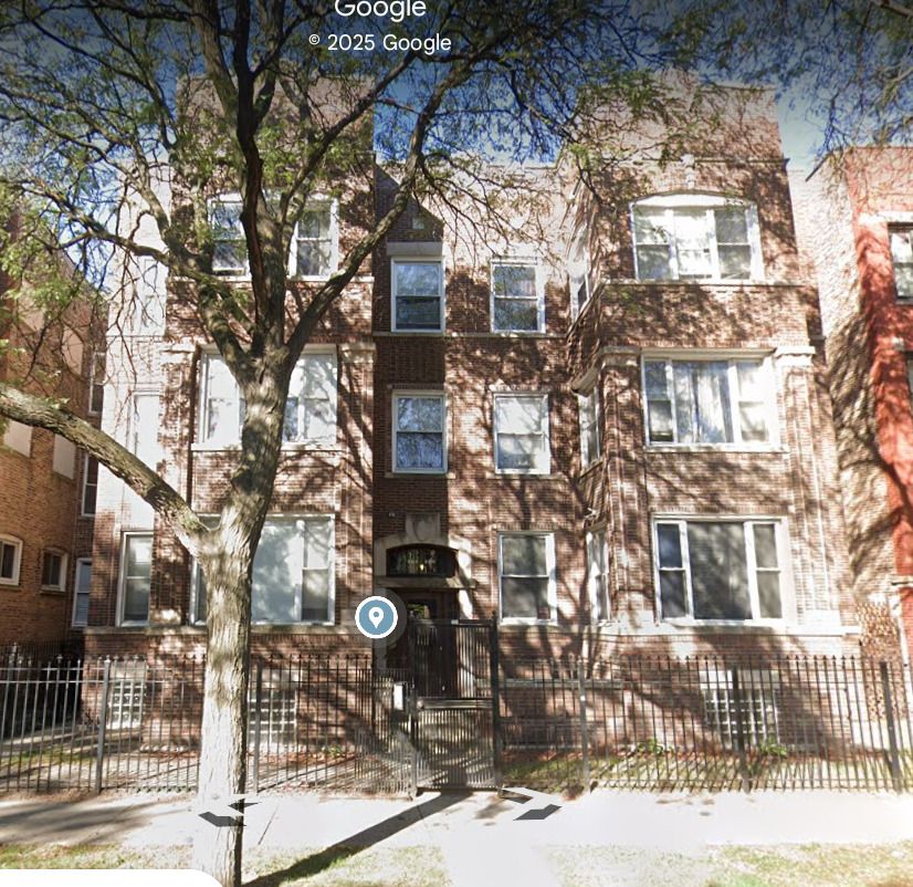 6812 S Cornell Avenue #1N — Chicago, IL 60649