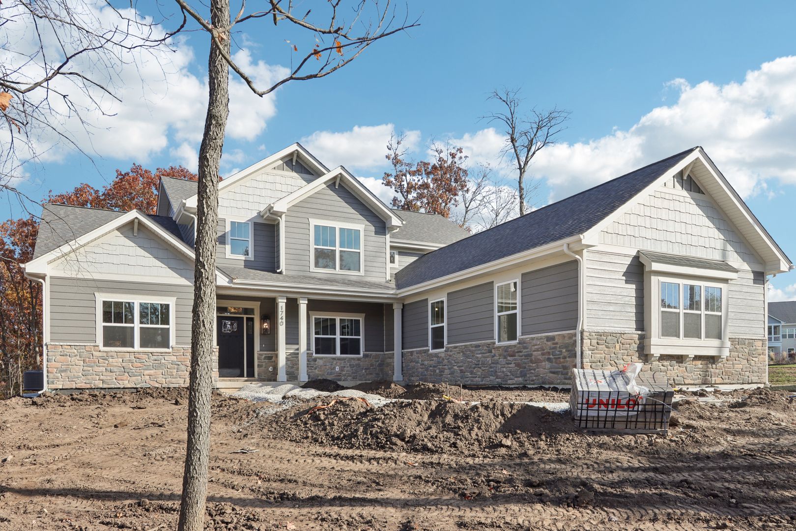 39W910 Catlin Square — Geneva, IL 60134