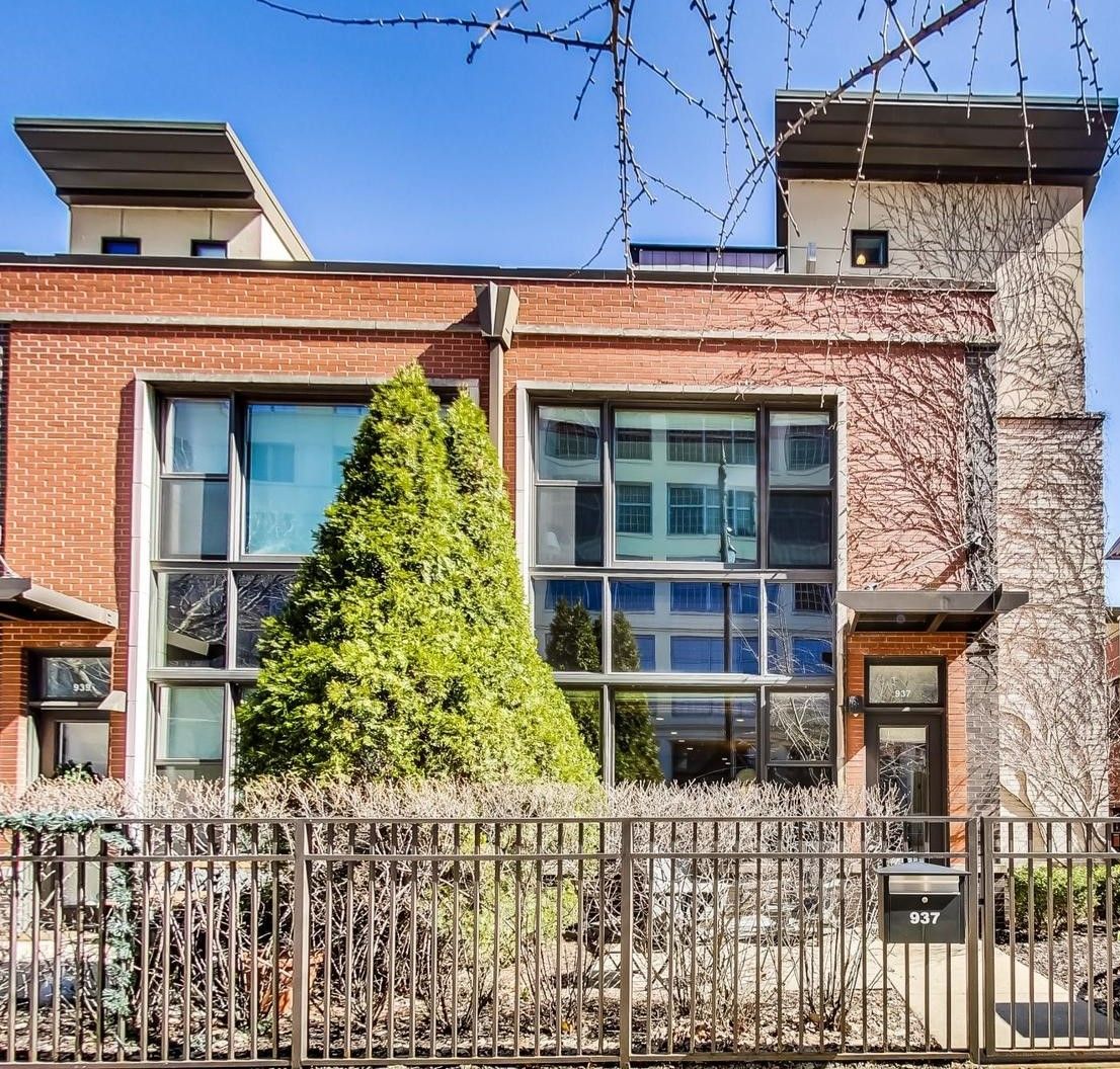 937 N Kingsbury Street — Chicago, IL 60610