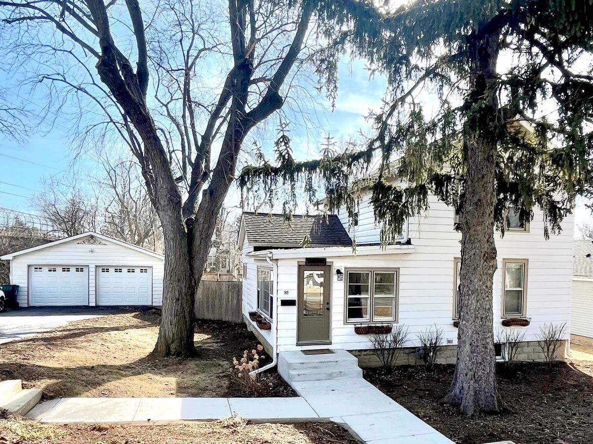 634 5th Avenue, Naperville, IL 60563