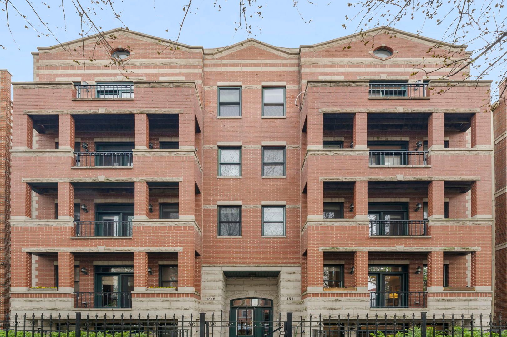1511 N Hudson Avenue #4 — Chicago, IL 60610
