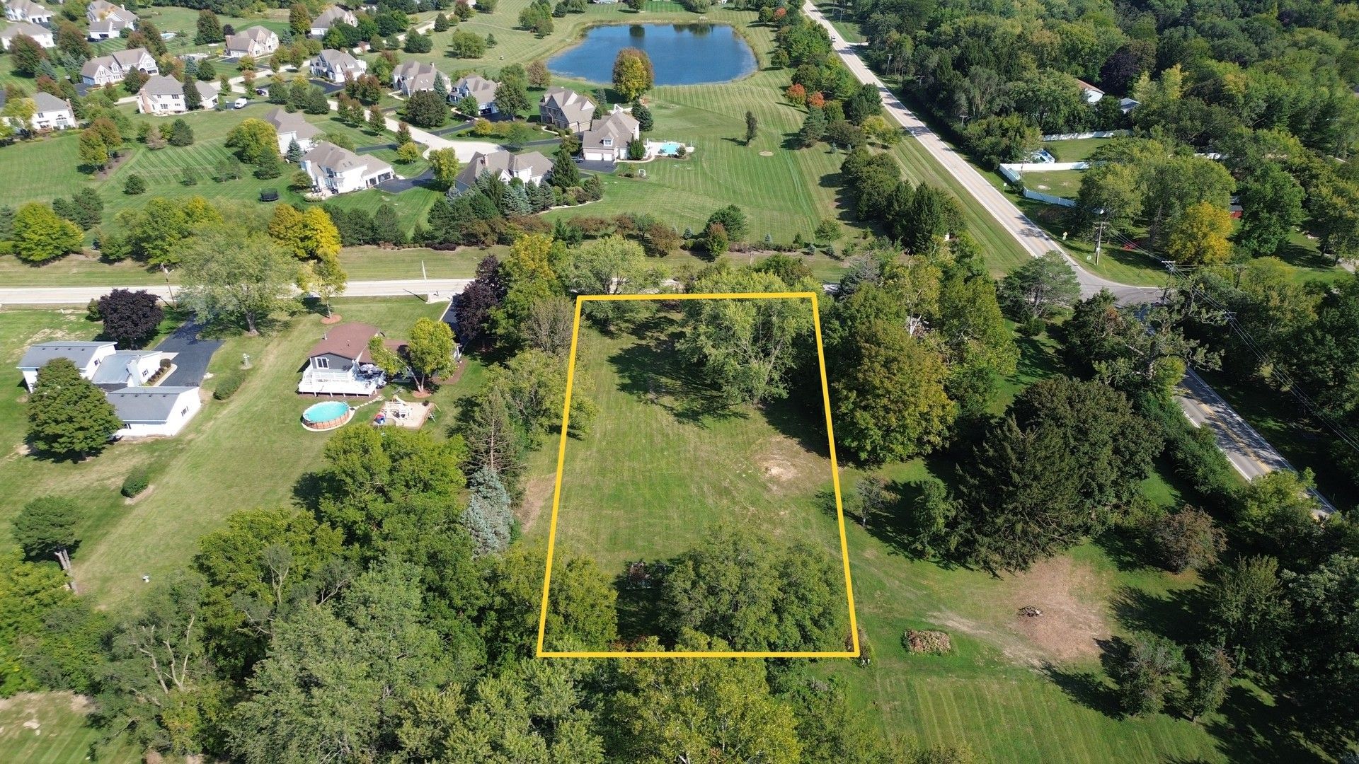 Lot 7 Hickory Nut Grove Road — Cary, IL 60013