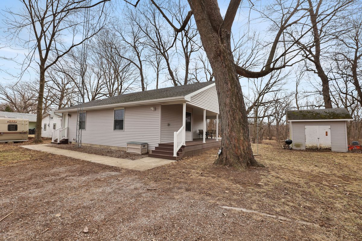 204 S Henry Street, Ashkum, IL 60911