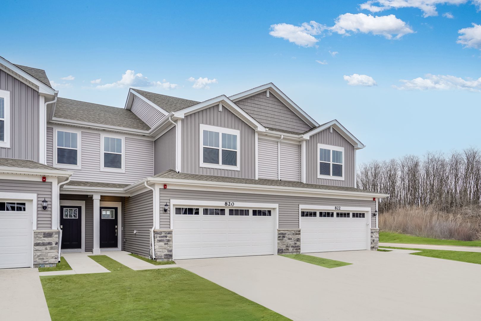 820 Lindsay Lane — West Dundee, IL 60118