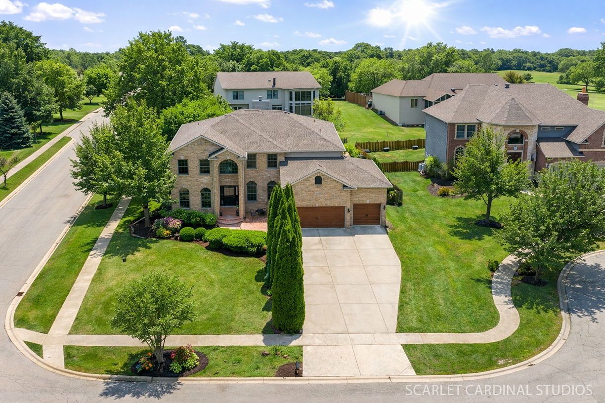 208 Amherst Court — Oswego, IL 60543