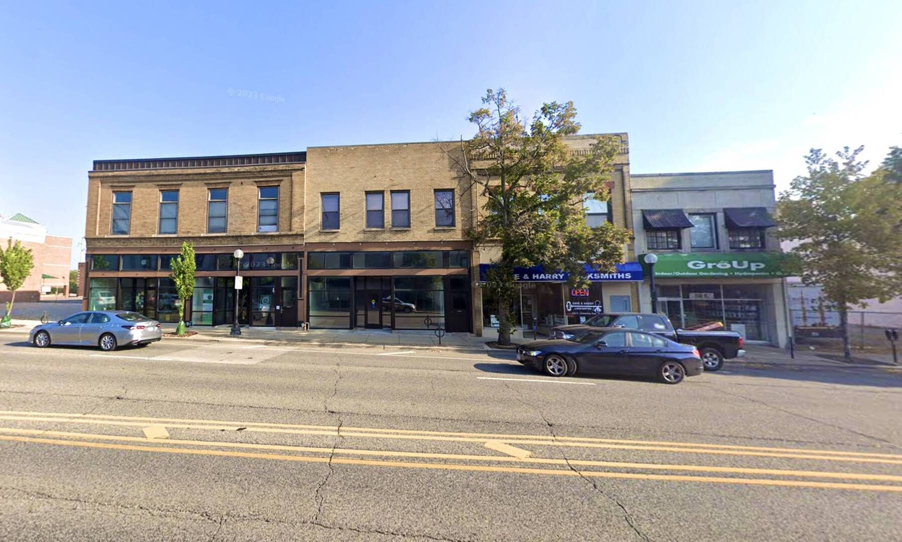 112 E University Avenue — Champaign, IL 61820