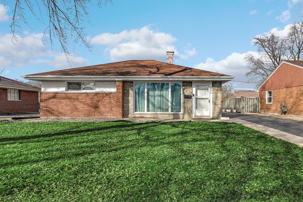 686 155th Street, South Holland, IL 60473