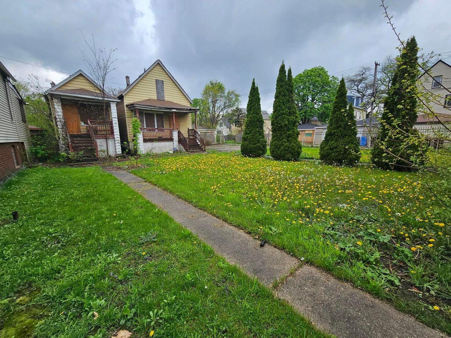 11920 S Calumet Avenue — Chicago, IL 60628