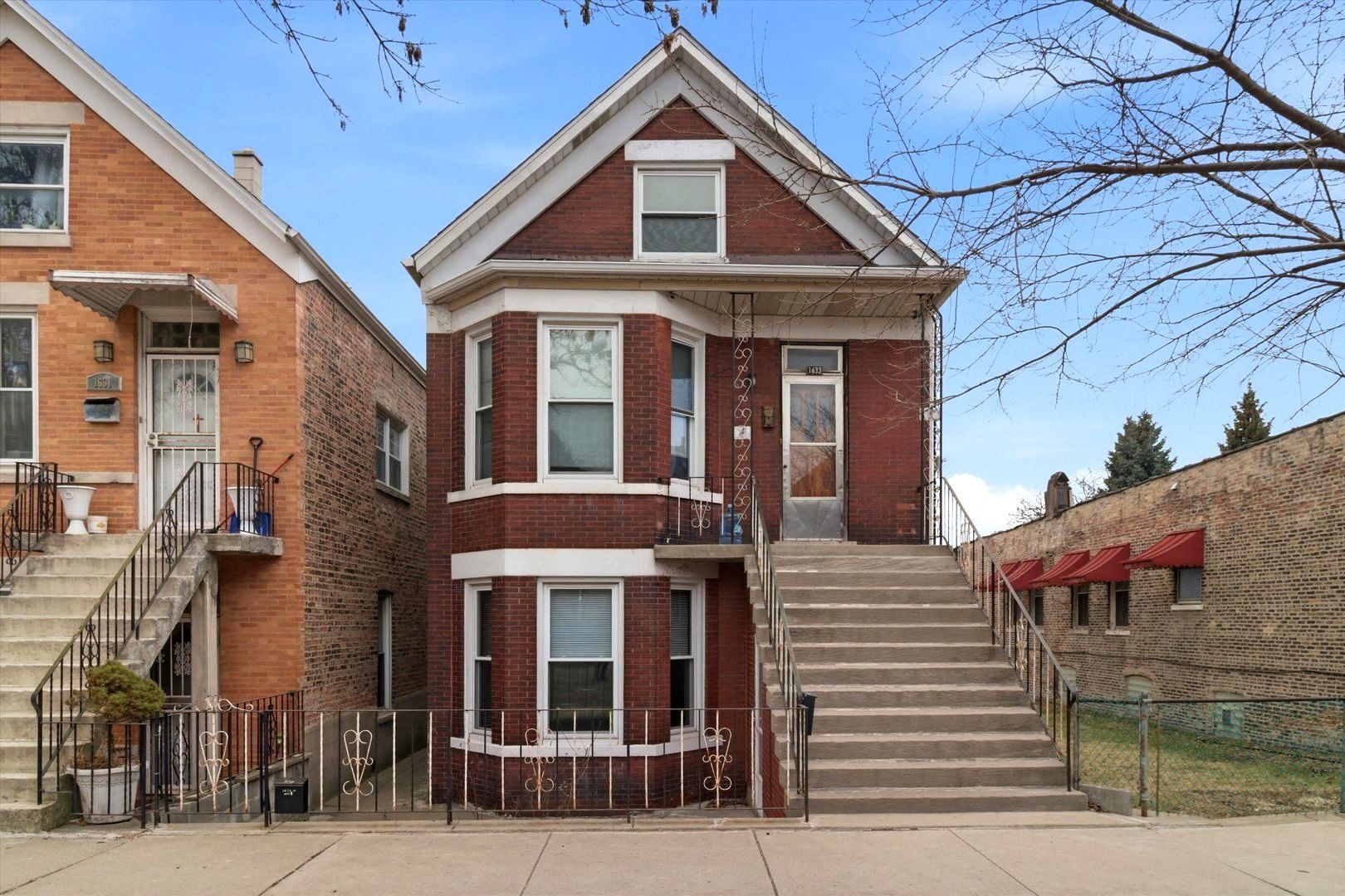 1633 38th Street — Chicago, IL 60609