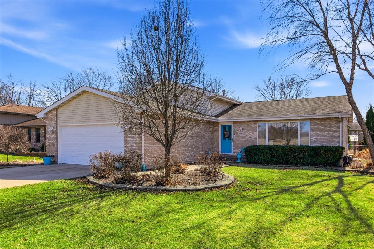 916 W JOLIET Highway — New Lenox, IL 60451