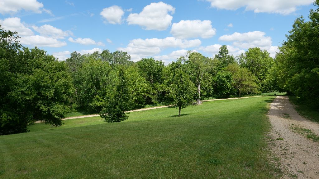 2346 W Longhollow Road, Elizabeth, IL 61028
