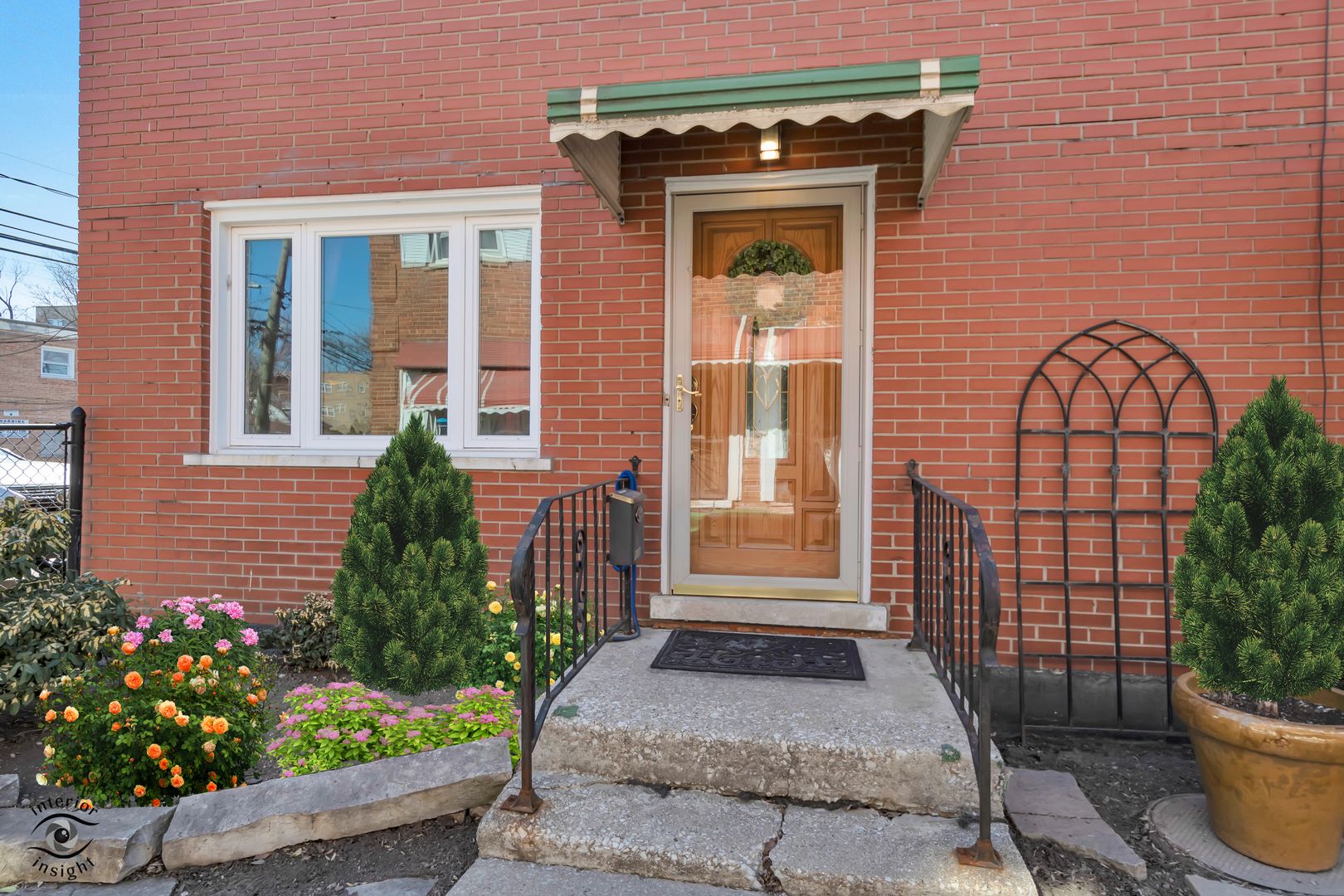 9155 S Cottage Grove Avenue #E — Chicago, IL 60619