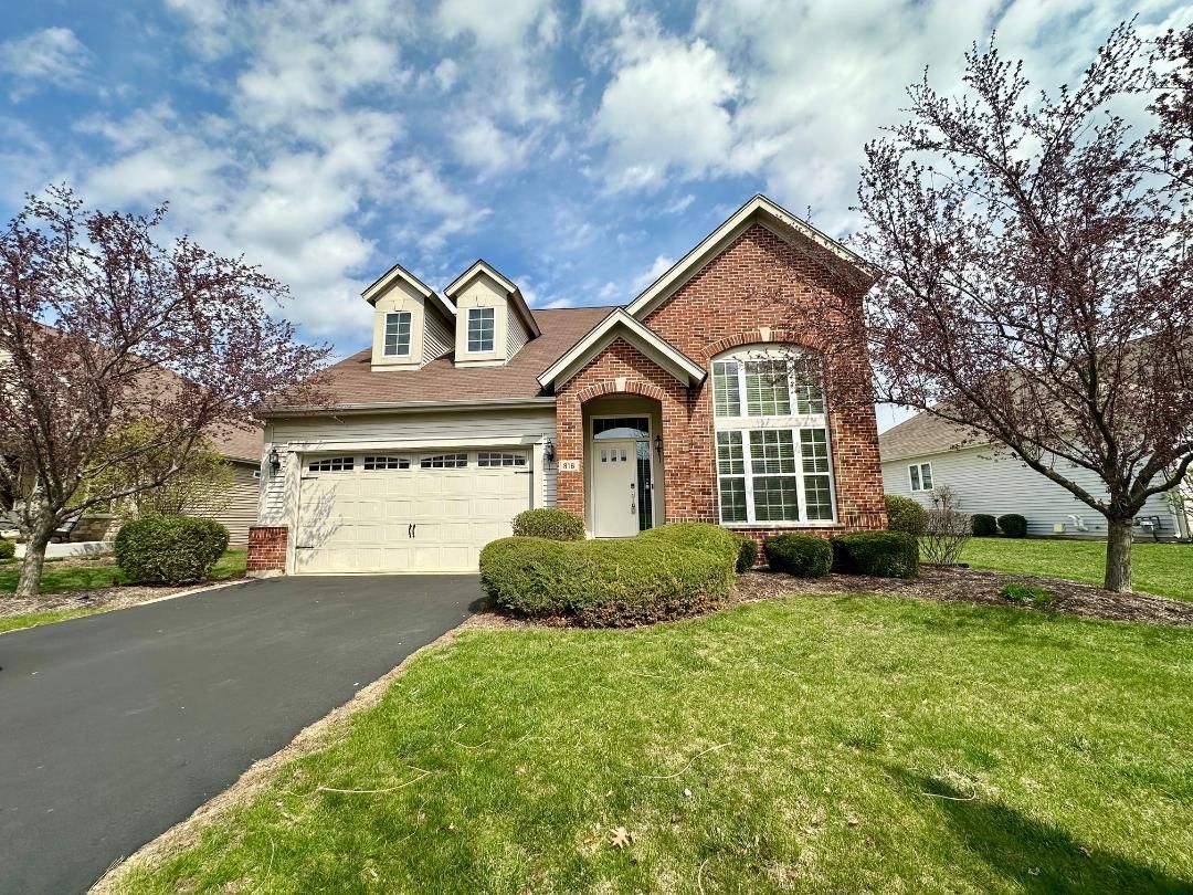 816 Colchester Drive — Oswego, IL 60543