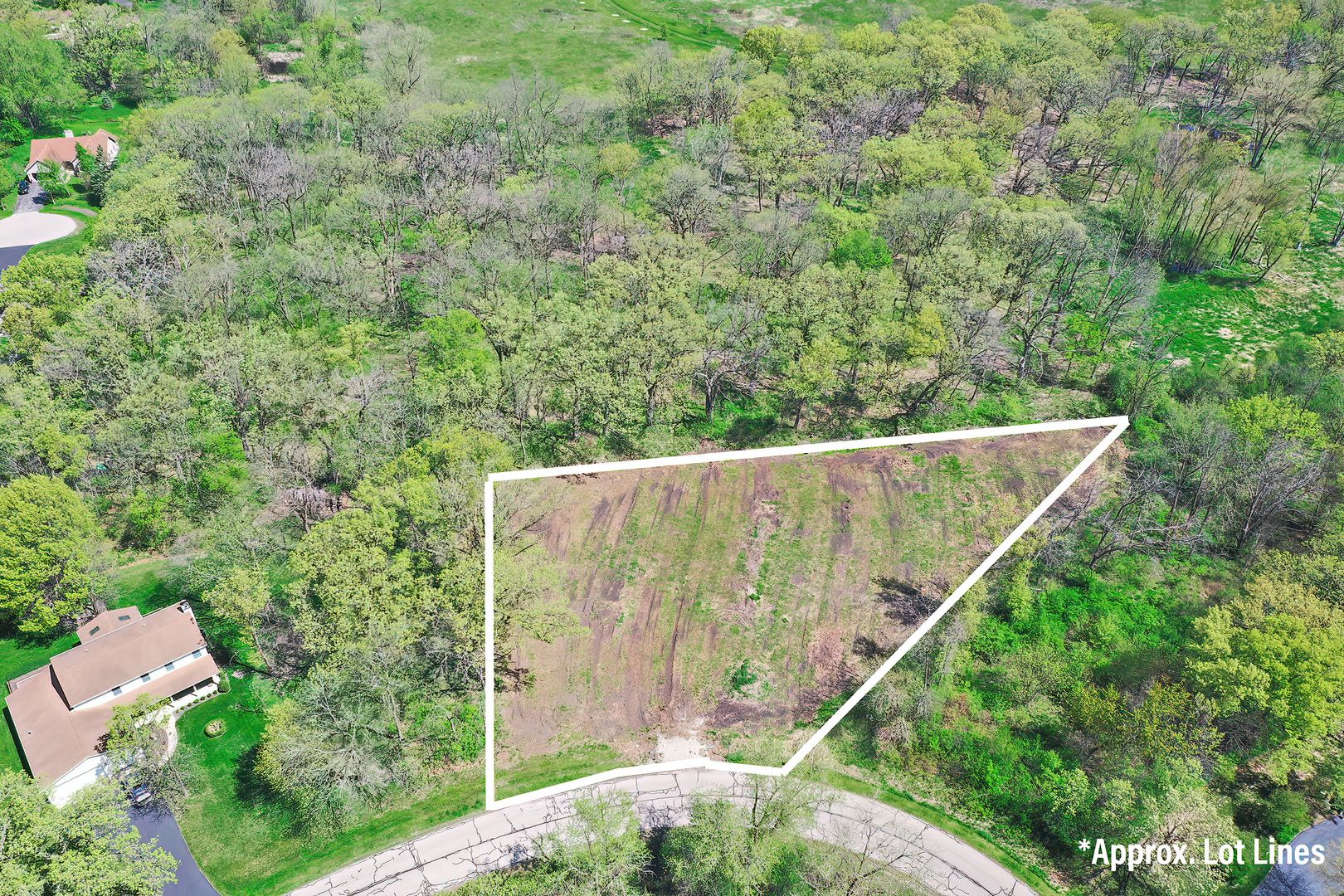 802 Apache Trail — Lake Villa, IL 60046