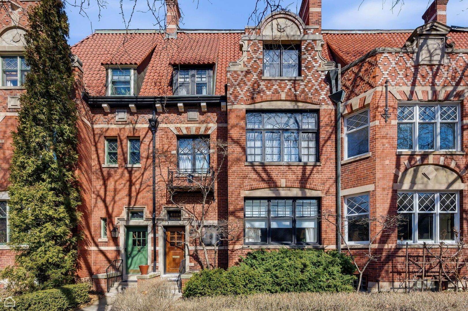 1222 E 56th Street — Chicago, IL 60637