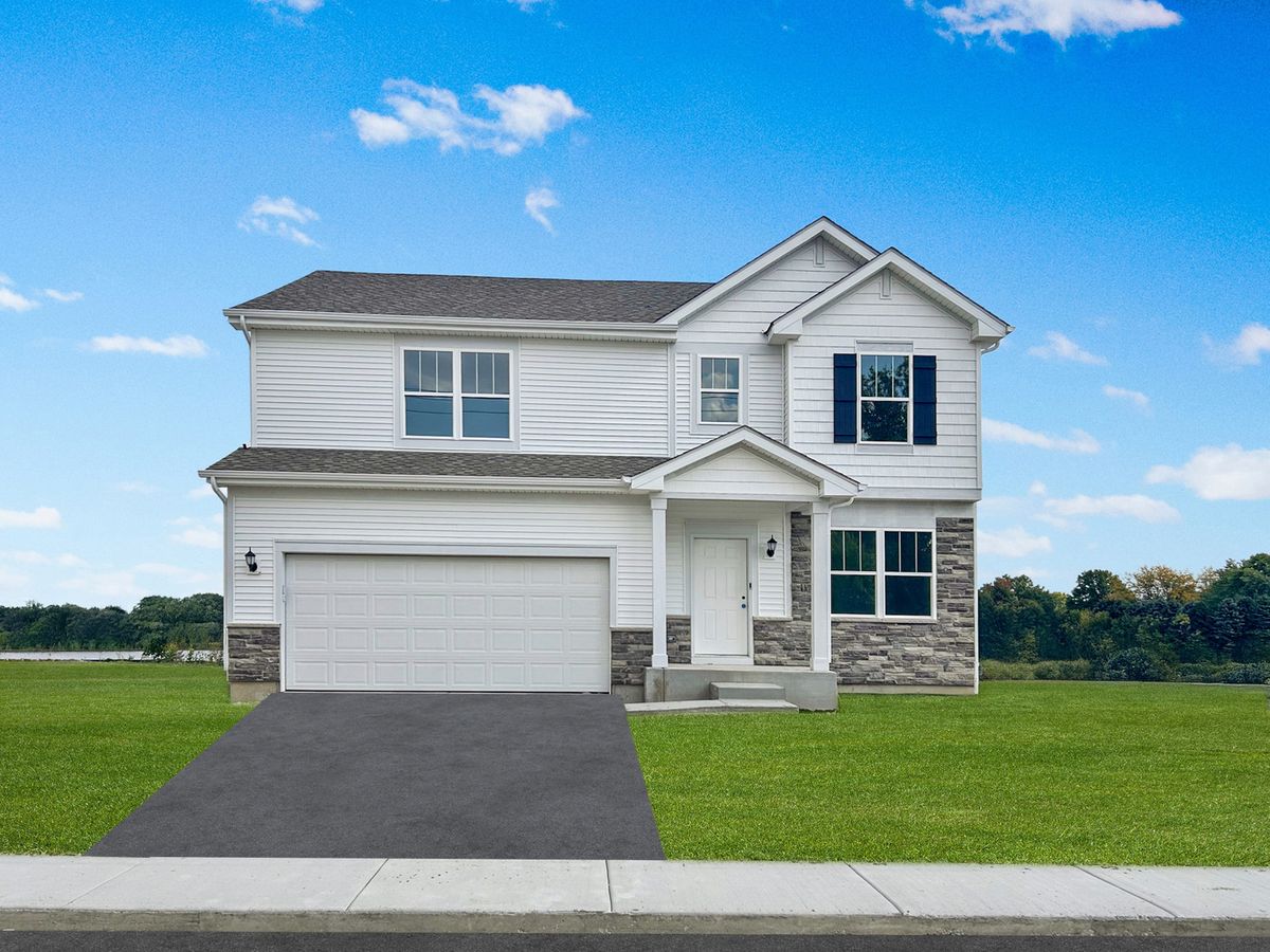 551 Oak Street, Hinckley, IL 60520