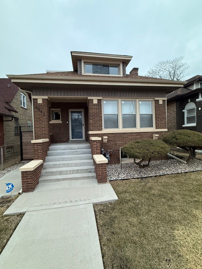 9347 S Loomis Street — Chicago, IL 60620