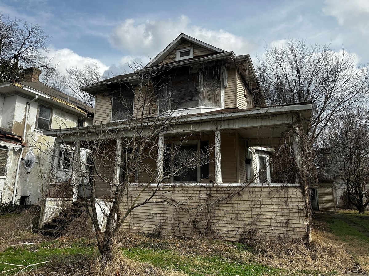 617 27th Street, Cairo, IL 62914