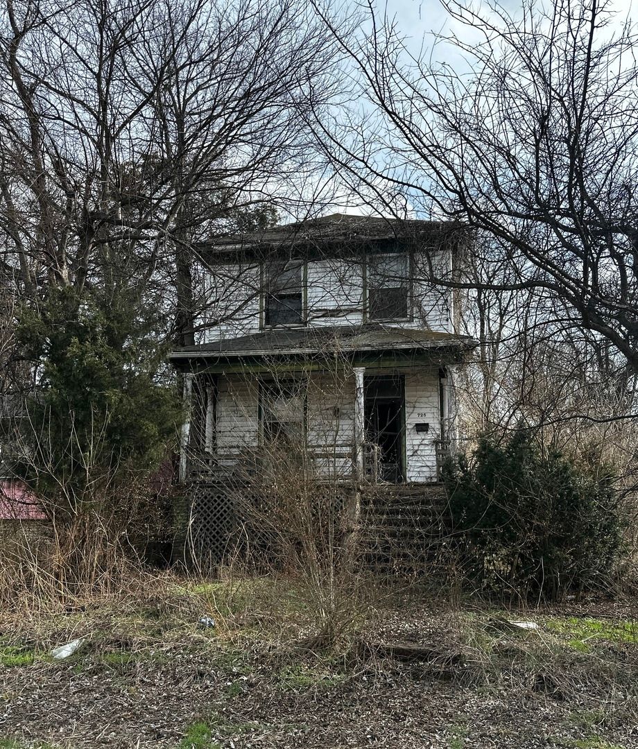 725 24th Street — Cairo, IL 62914