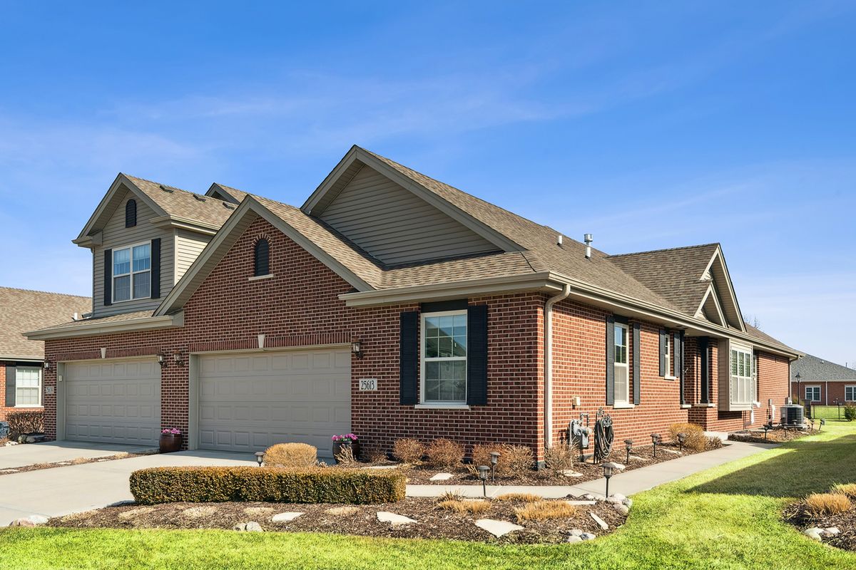 25613 Riley Erin Road, Manhattan, IL 60442