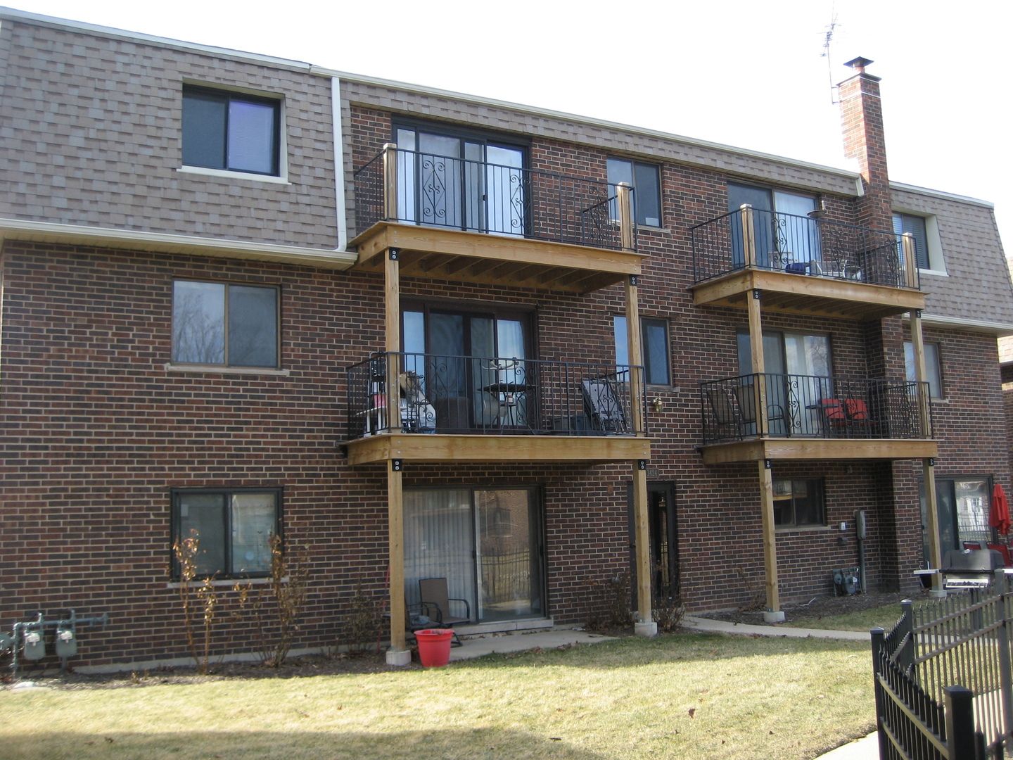1424 CAROL Court — Palatine, IL 60074