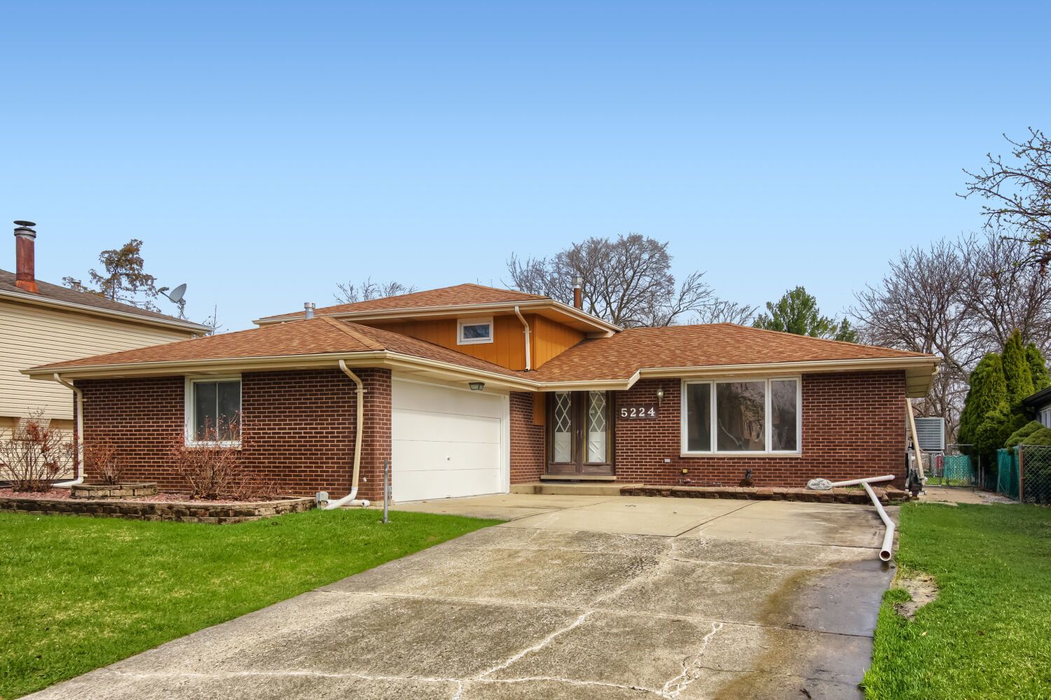 5224 156th Street — Oak Forest, IL 60452