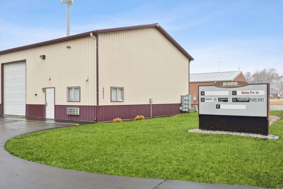 2425 Von Esch Road, Plainfield, IL 60585