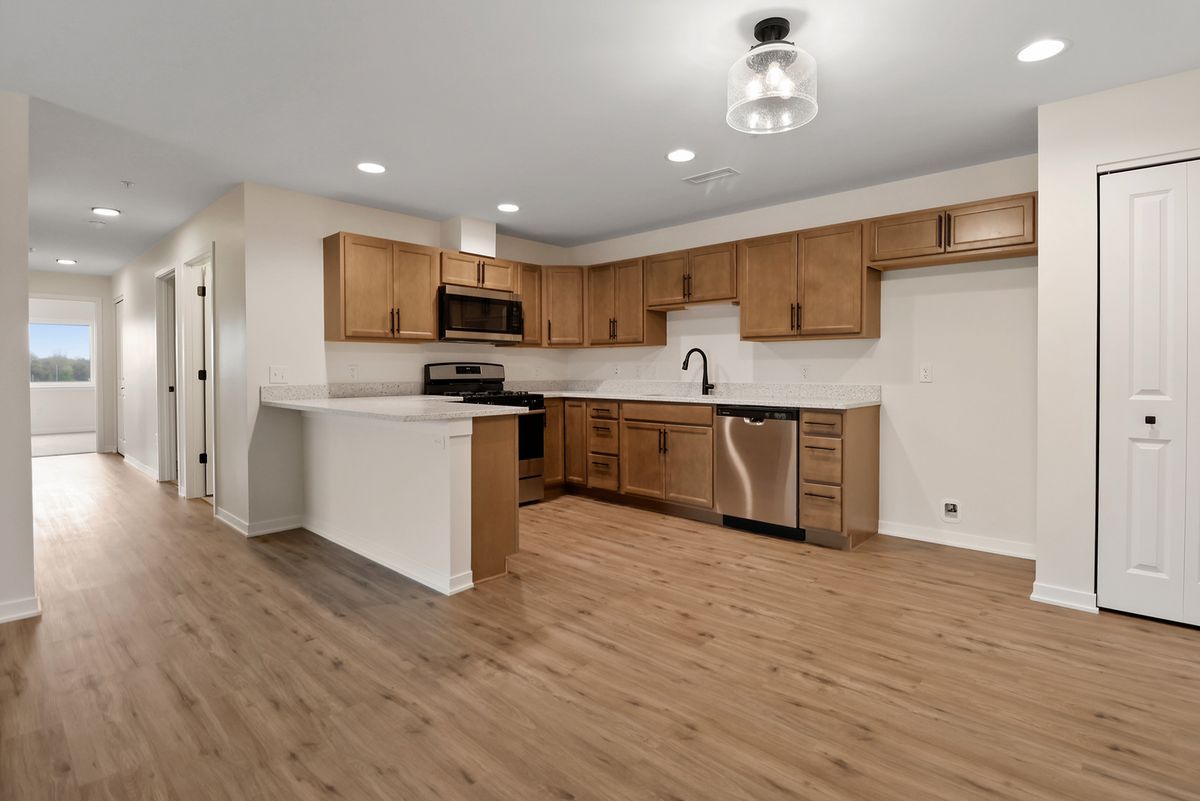 2034 W 75th Place #38, Merrillville, IN 46410