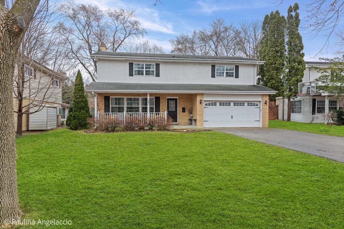 141 Kainer Avenue — Barrington, IL 60010