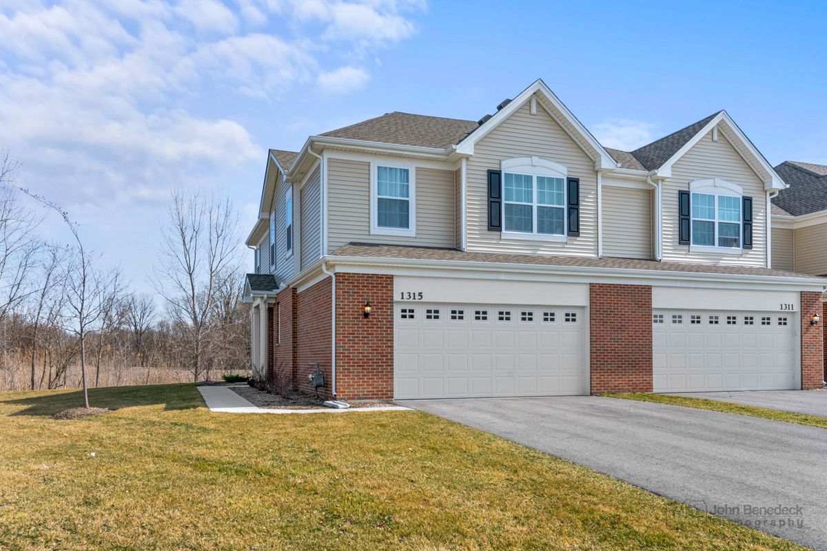 1315 Draper Road, McHenry, IL 60050