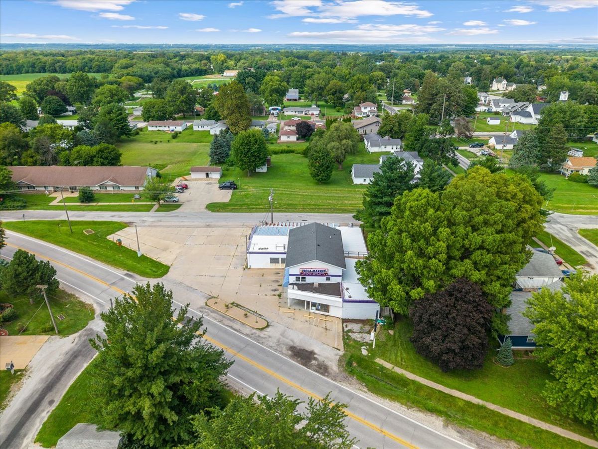1103 17th Ave Place, Viola, IL 61486