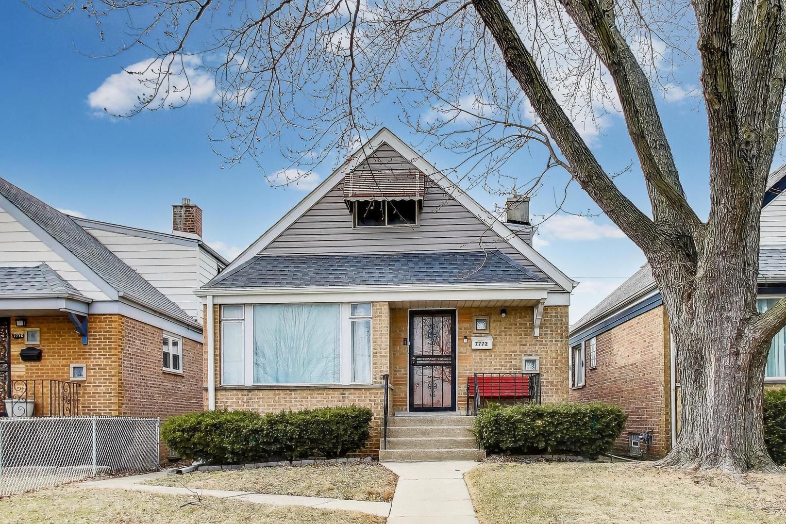 7772 Lavergne Avenue — Burbank, IL 60459