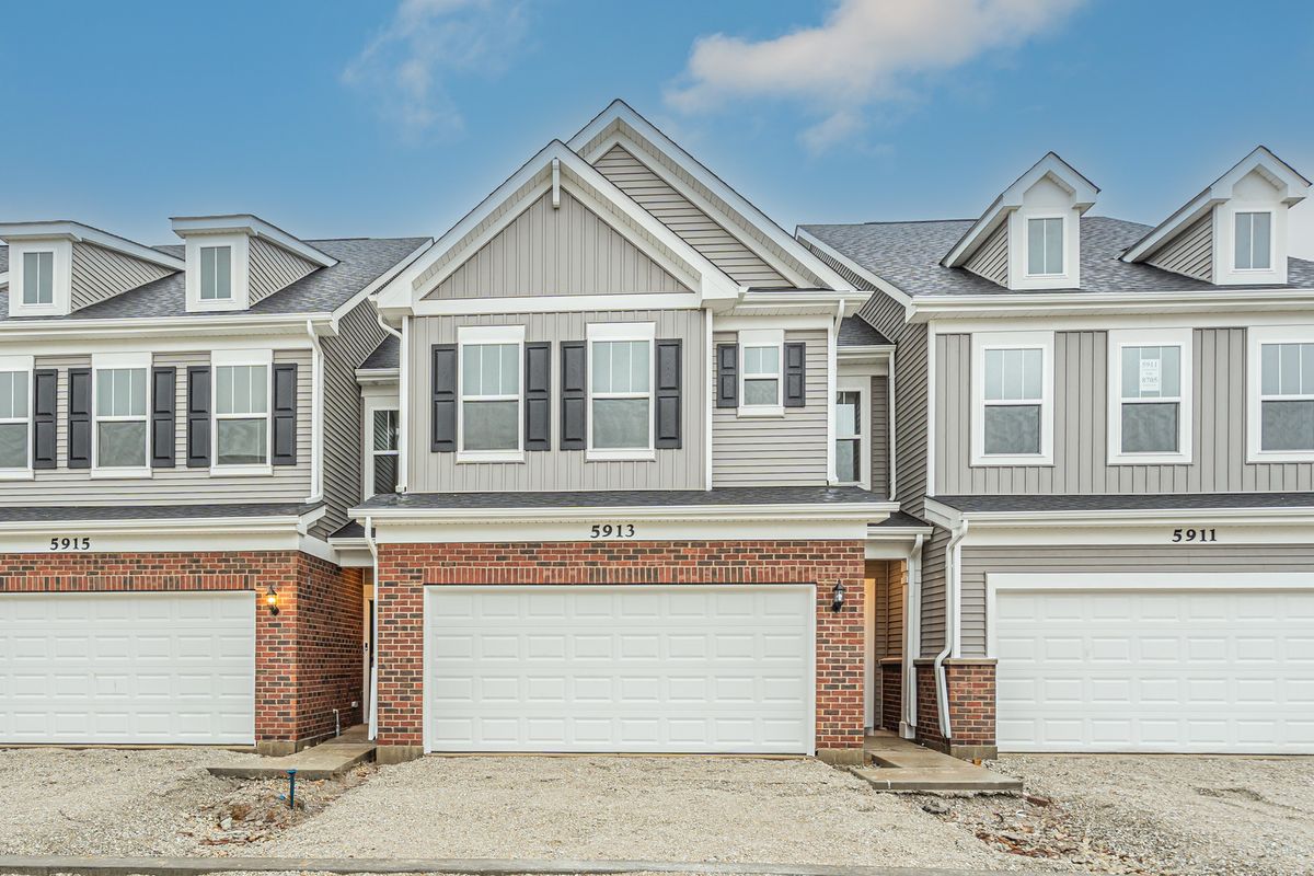 5913 Hawkweed Drive, Naperville, IL 60564