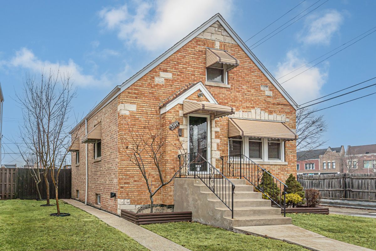 3144 Normandy Avenue, Chicago, IL 60634