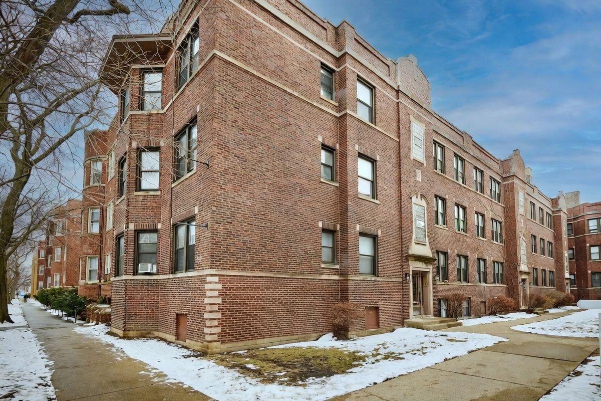 1351 Touhy Avenue, Chicago, IL 60626