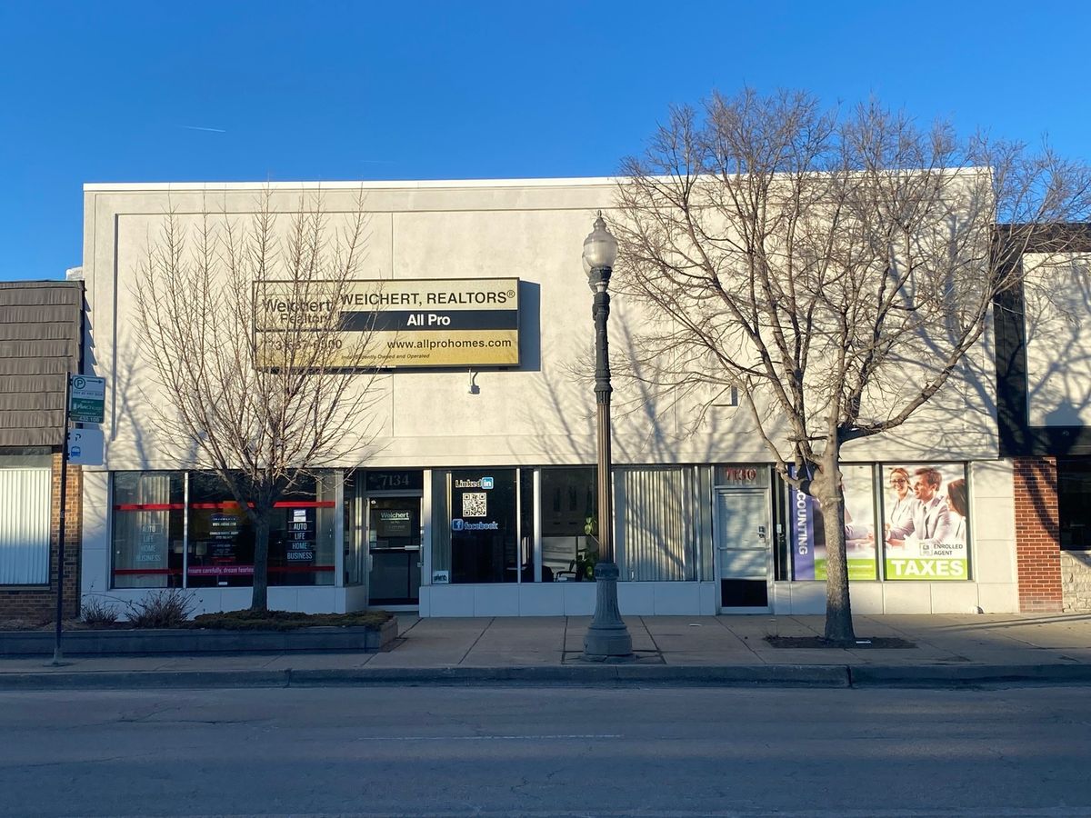 7134 Grand Avenue, Chicago, IL 60707