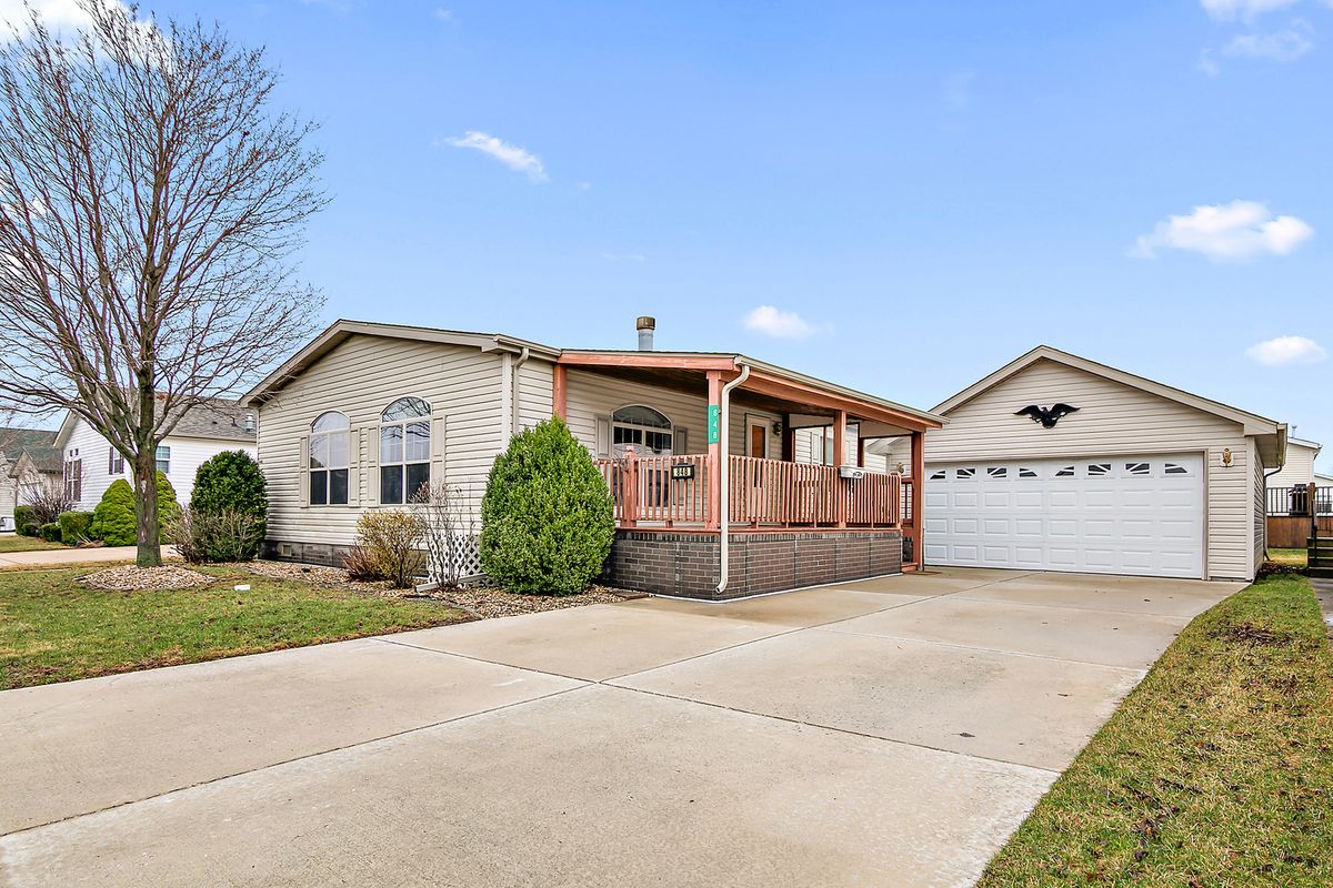 848 Aspen Drive, Manteno, IL 60950