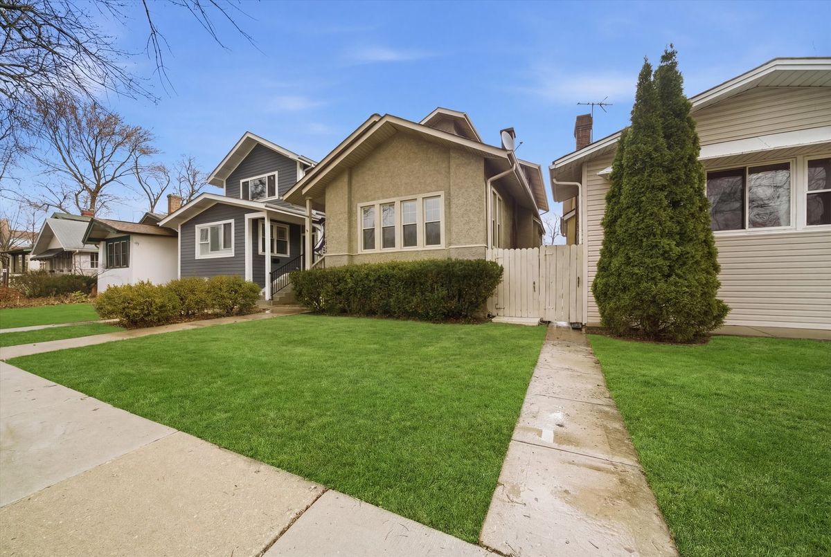 4545 Lawndale Avenue, Chicago, IL 60625