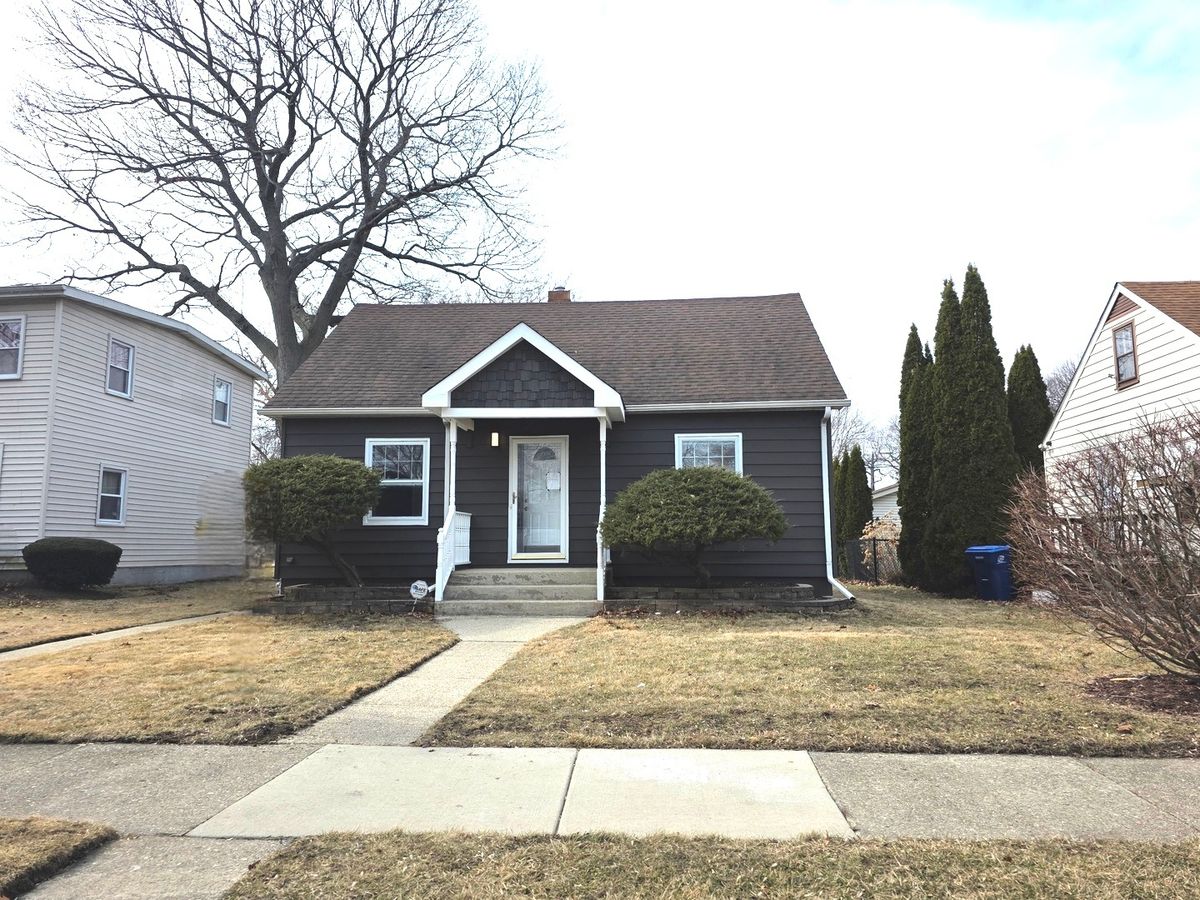 1738 Seymour Avenue, North Chicago, IL 60064