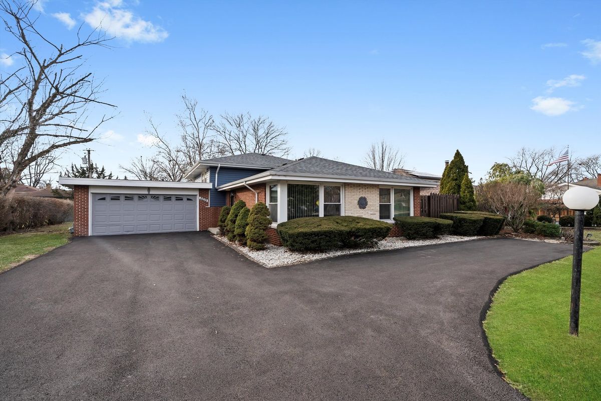 6839 127th Street, Palos Heights, IL 60463