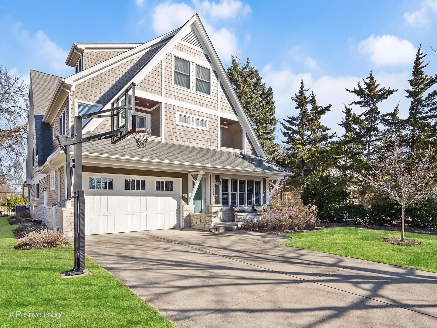 333 Kenmore Avenue — Elmhurst, IL 60126