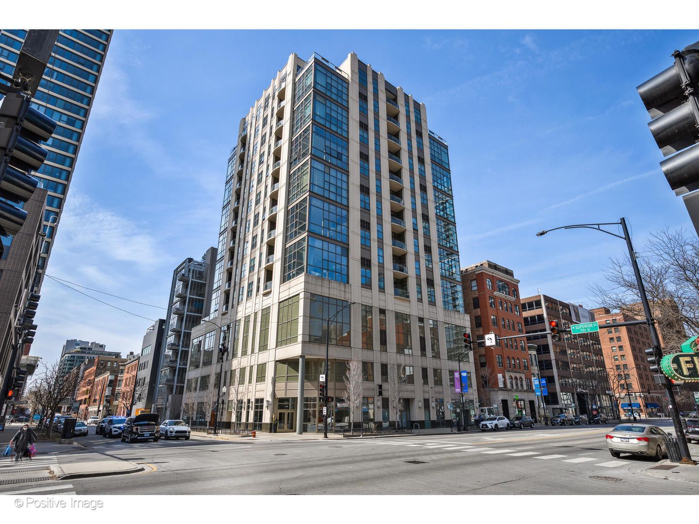 150 W Superior Street #1404 — Chicago, IL 60610