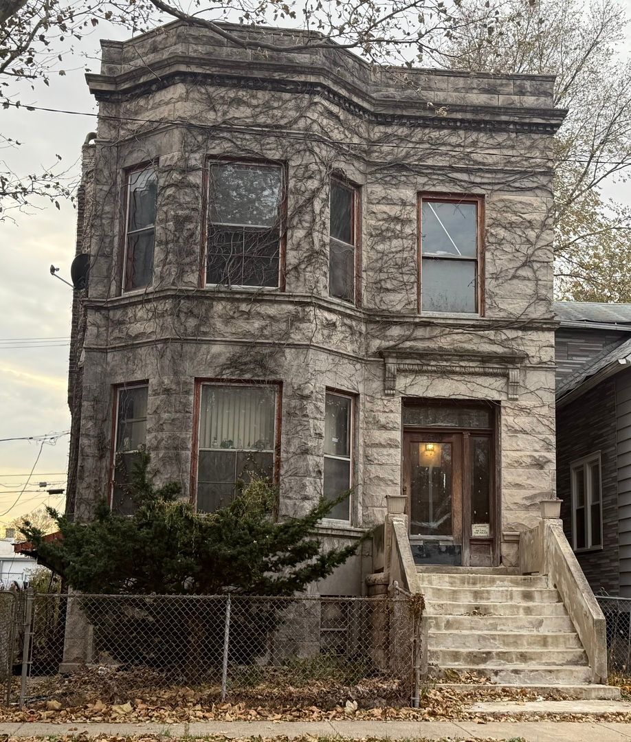 7408 Maryland Avenue, Chicago, IL 60619