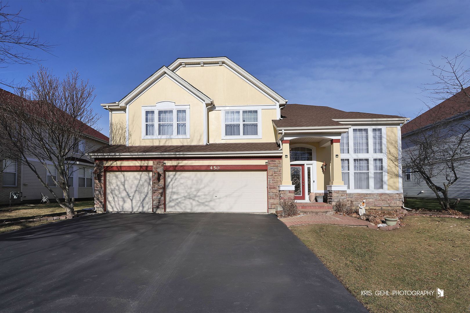 450 W Daybreak Lane — Round Lake, IL 60073