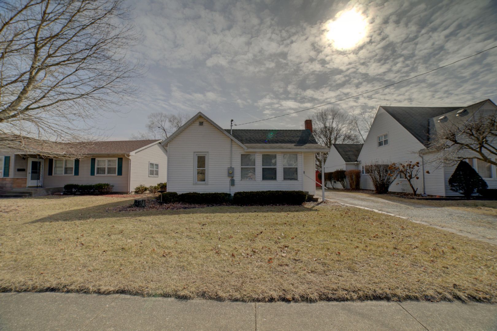 555 E Mulberry Street — Watseka, IL 60970