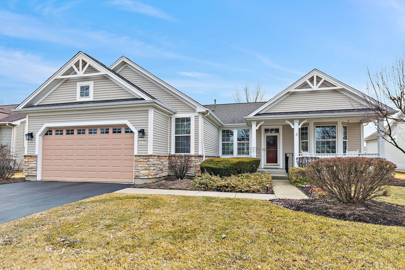 11798 Wildrose Drive — Huntley, IL 60142