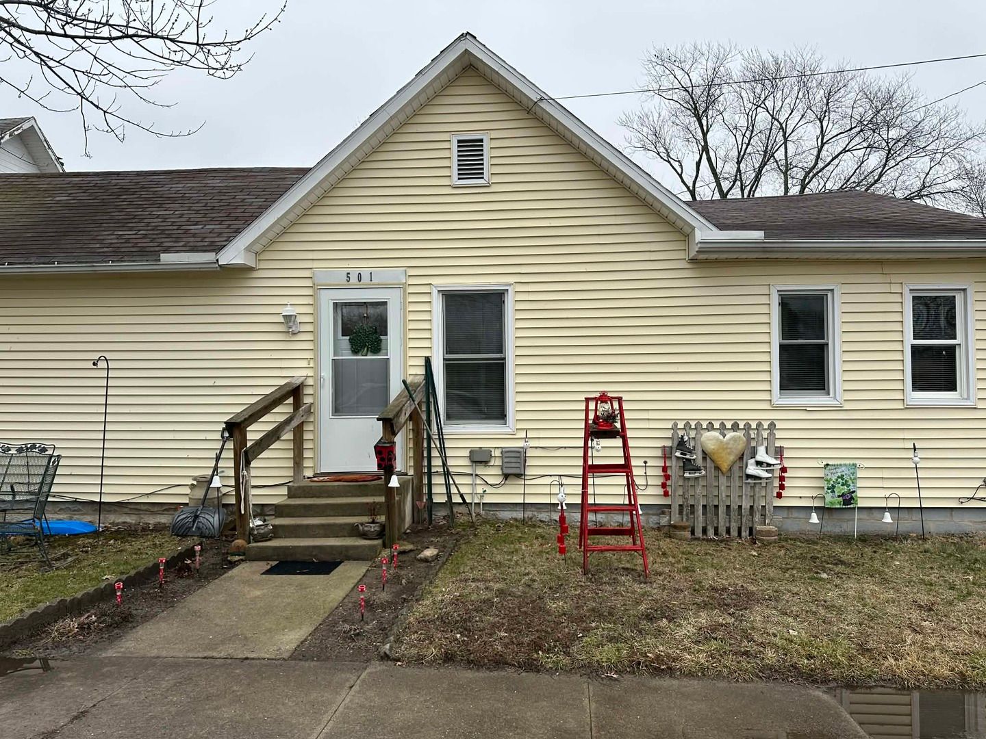 501 N Third Street — Villa Grove, IL 61956